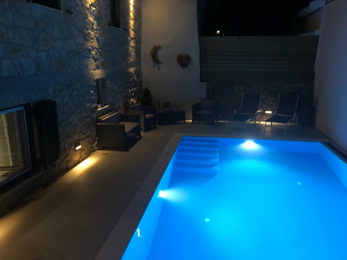 Villa Charonia Spanokhórion 외부 사진